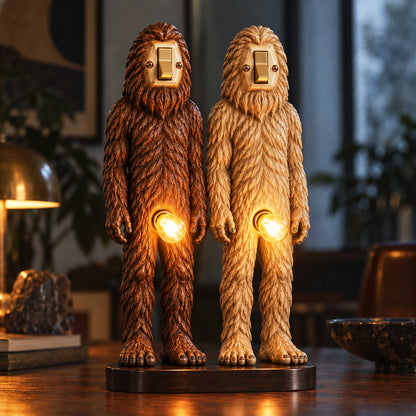 💡Retro Companions Oddity Lamp – Weirdly Charming Light